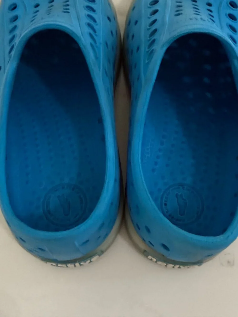 Native Shoes Jefferson Blue Slip-On Water Shoes Kids C9 Toddler 9